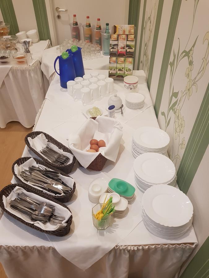 Am Rossplan Hotel Altenburg Ngoại thất bức ảnh