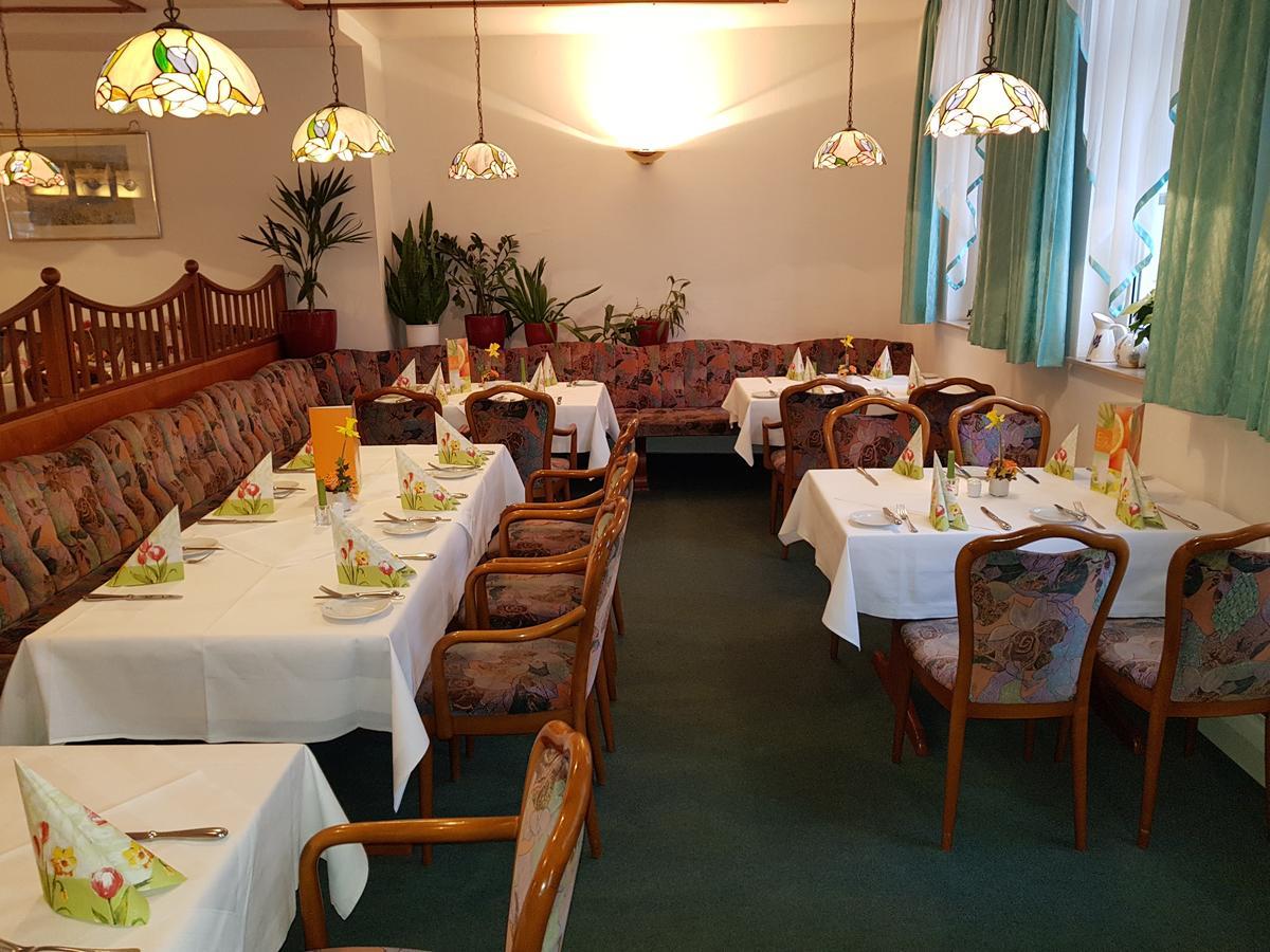 Am Rossplan Hotel Altenburg Ngoại thất bức ảnh