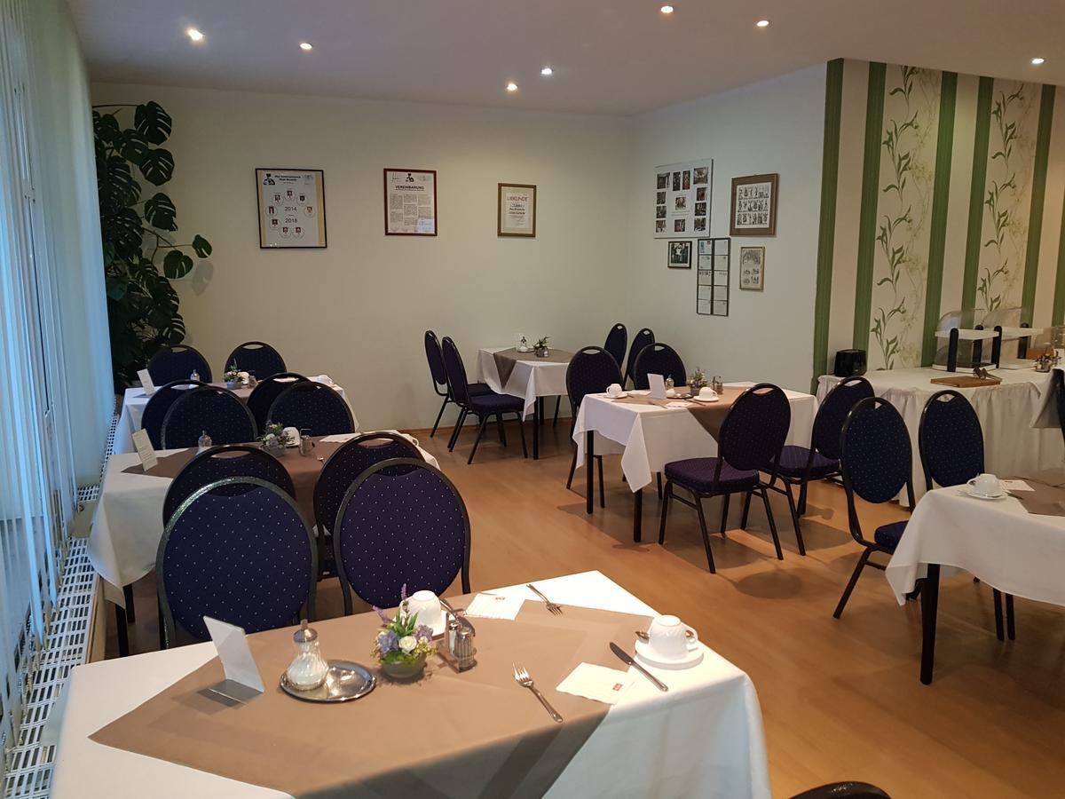 Am Rossplan Hotel Altenburg Ngoại thất bức ảnh